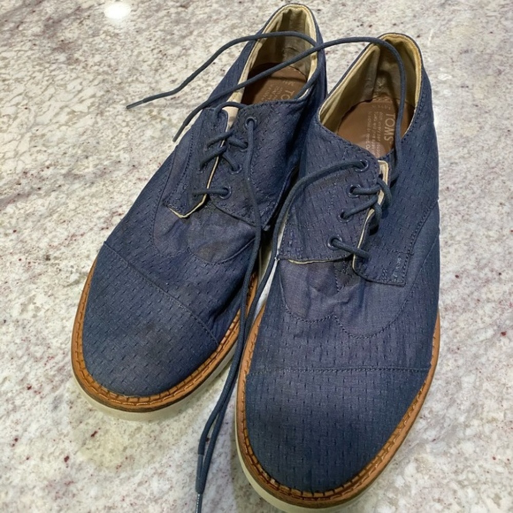 TOMS Mens Brogue Oxford Shoes Navy Blue Textured Lace Up Size 11.5